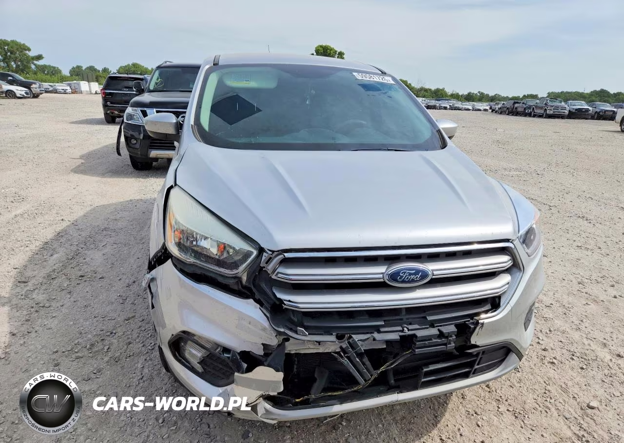 2017 Ford Escape Se VIN:1FMCU0GD9HUB87894 - 5