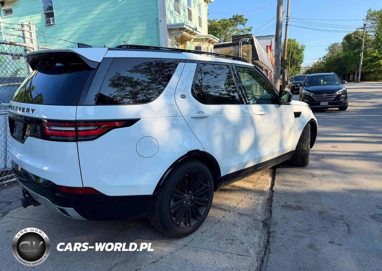 2019 Land Rover Discovery Hse Luxury VIN:SALRT2RV7K2402199 - 3