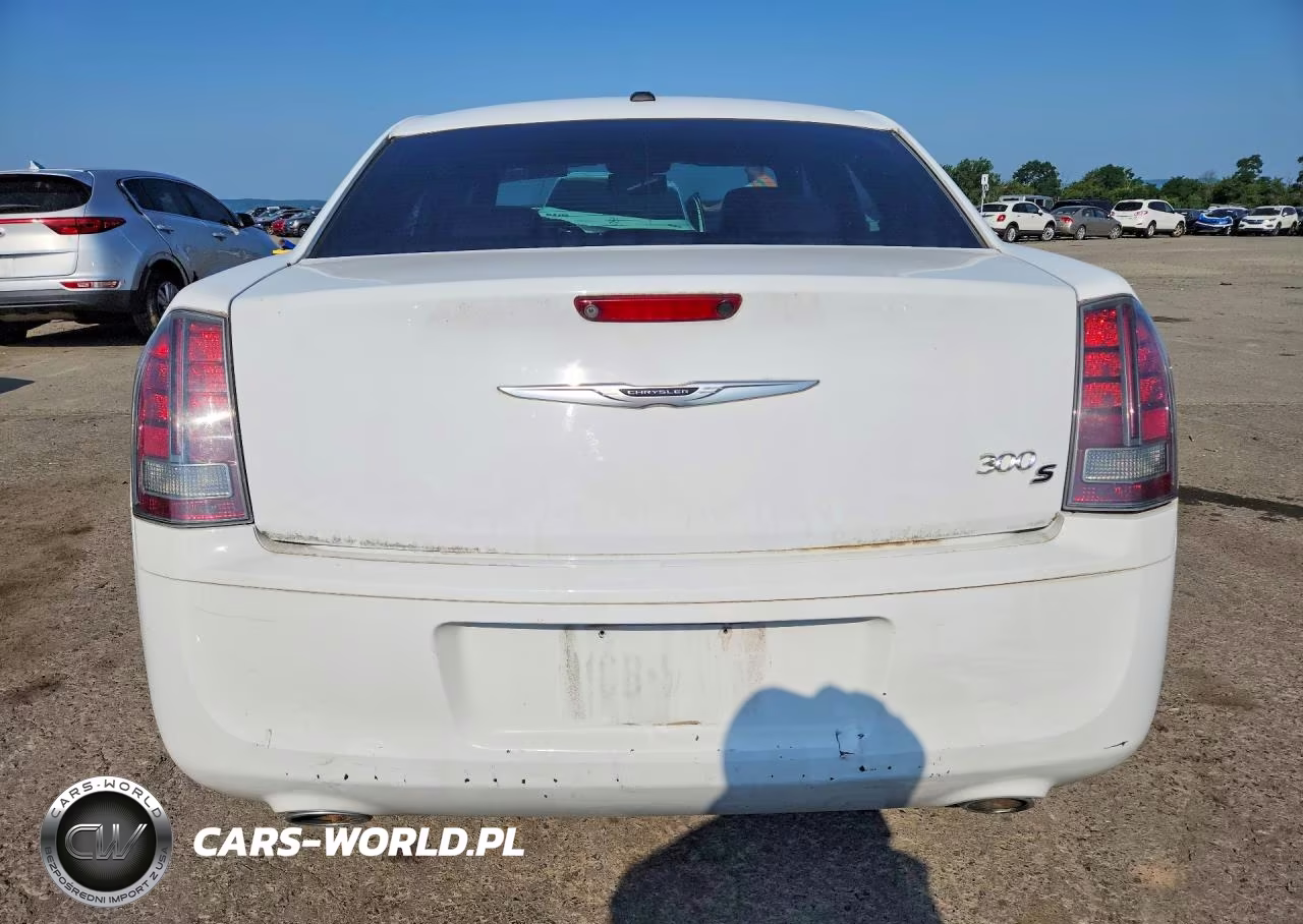 2014 Chrysler 300 S VIN:2C3CCABG8EH301563 - 6