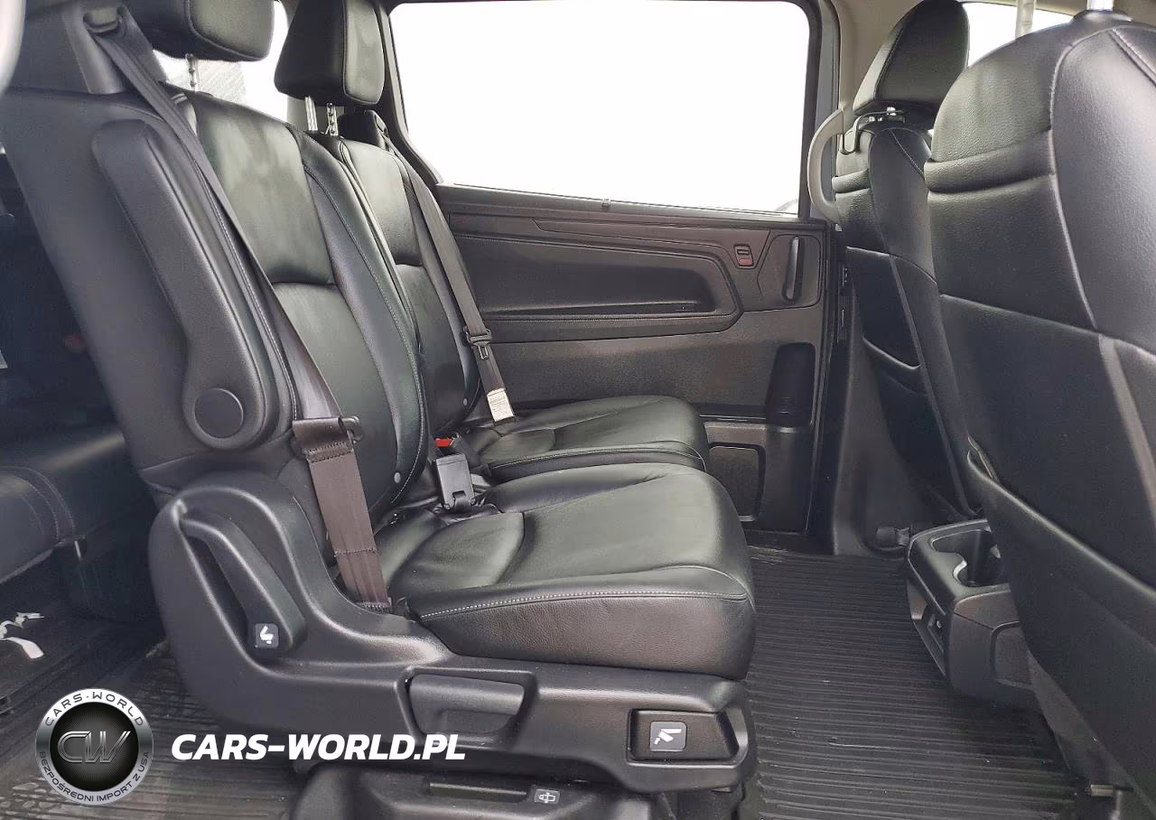 2023 Honda Odyssey Touring VIN:5FNRL6H87PB026098 - 11