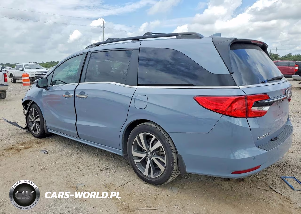 2023 Honda Odyssey Touring VIN:5FNRL6H87PB026098 - 2