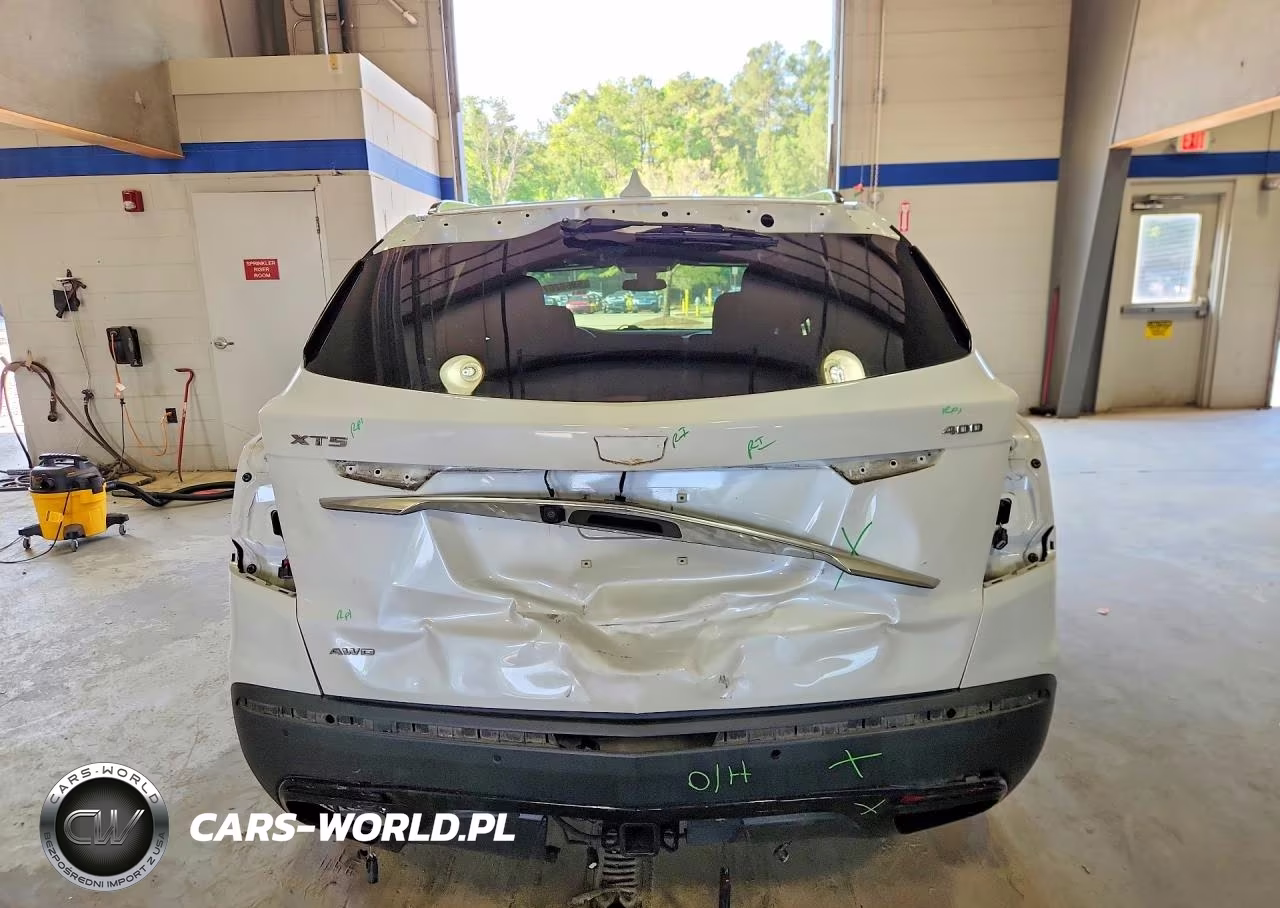 2021 Cadillac Xt5 VIN:1GYKNGRS2MZ121082 - 6