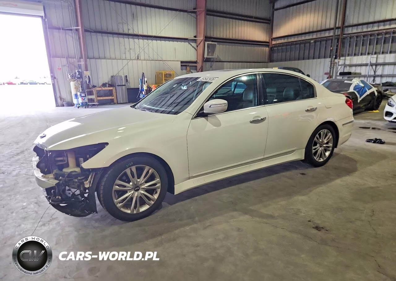 2013 Hyundai Genesis 3.8L – zdjęcie 1 z 12