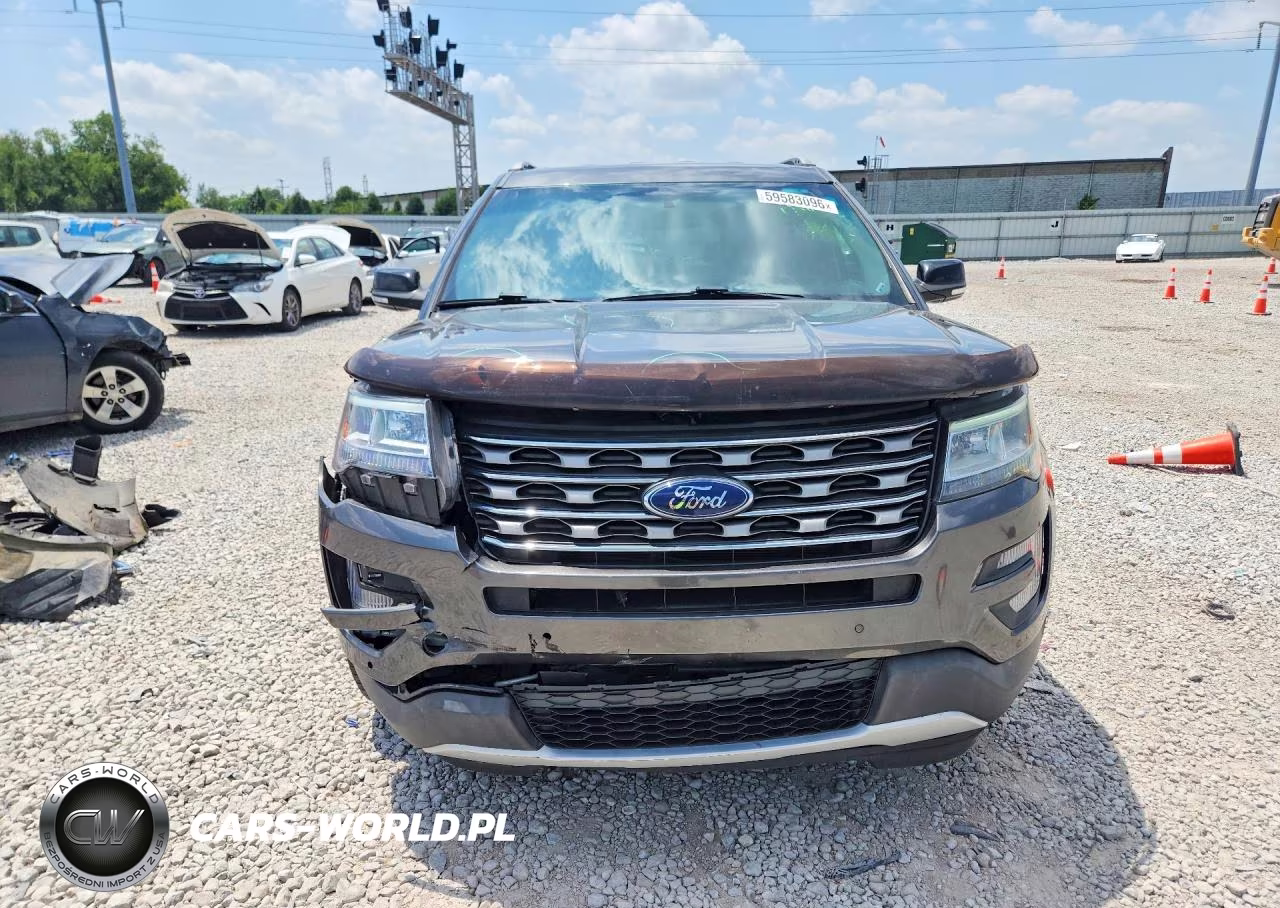 2017 Ford Explorer Xlt VIN:1FM5K8D83HGB77770 - 5
