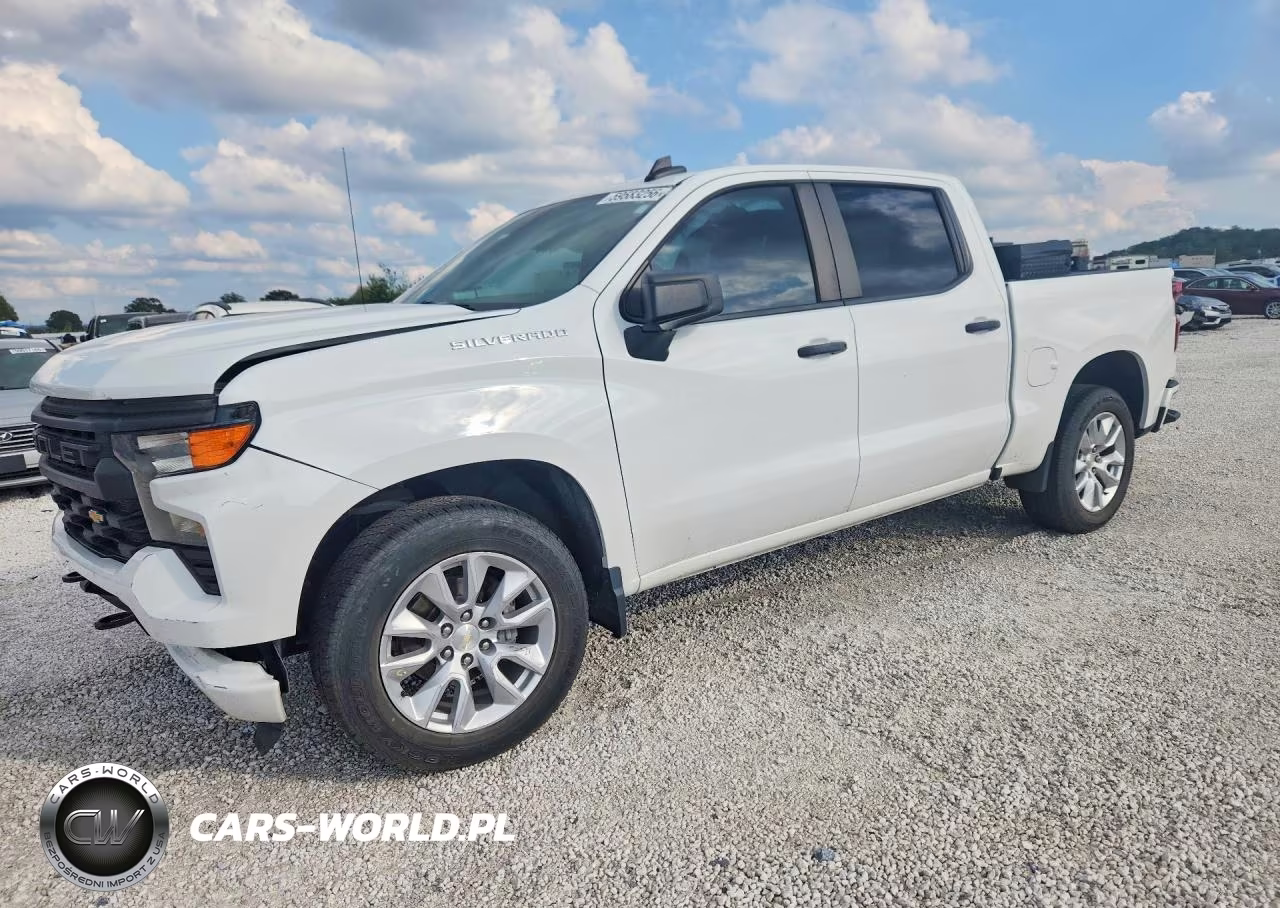 2024 Chevrolet Silverado C1500 Custom – zdjęcie 1 z 12