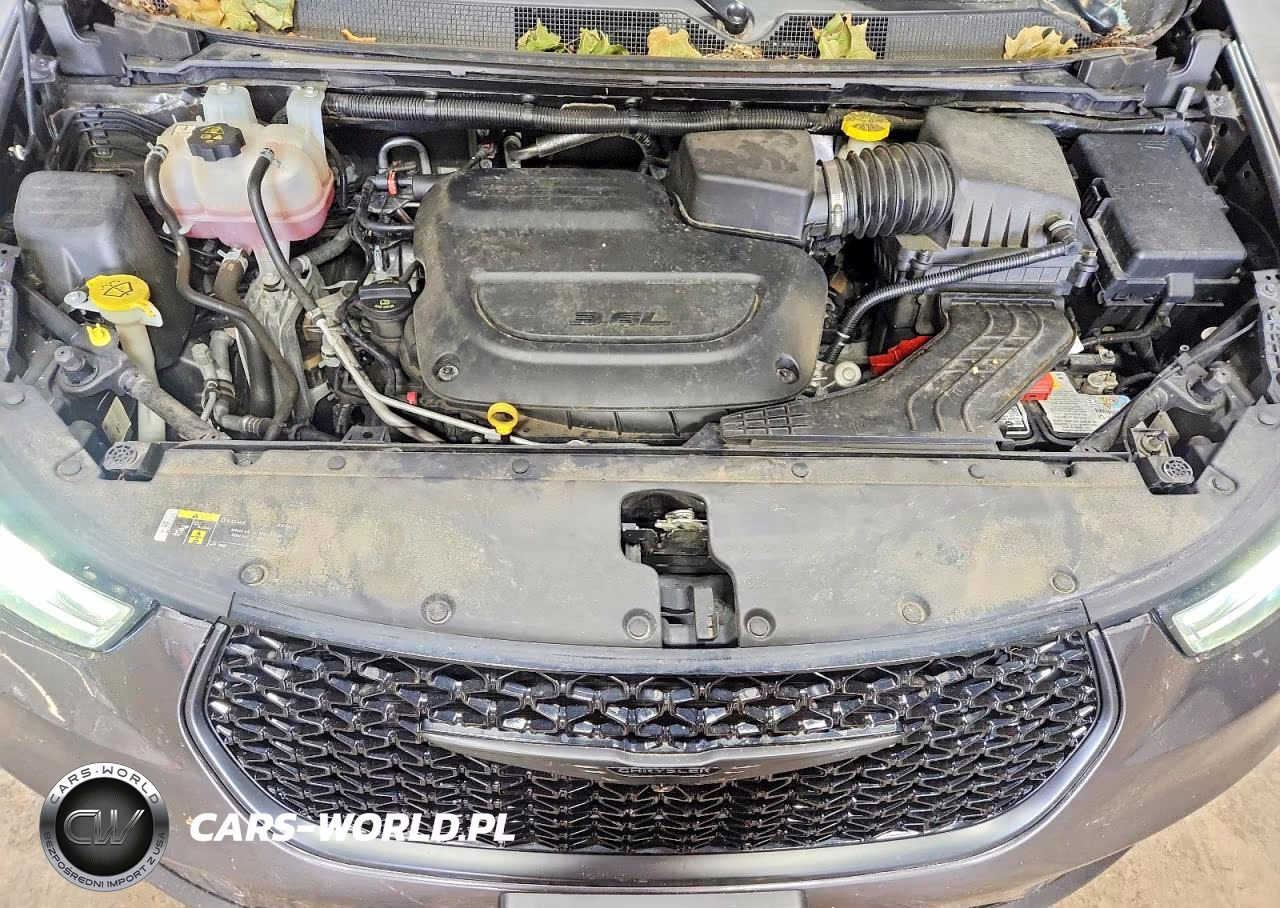 2021 Chrysler Pacifica Touring L VIN:2C4RC1BG6MR548014 - 12