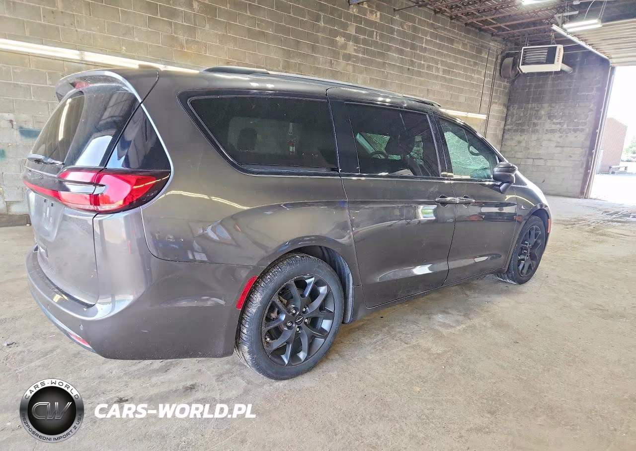 2021 Chrysler Pacifica Touring L VIN:2C4RC1BG6MR548014 - 3