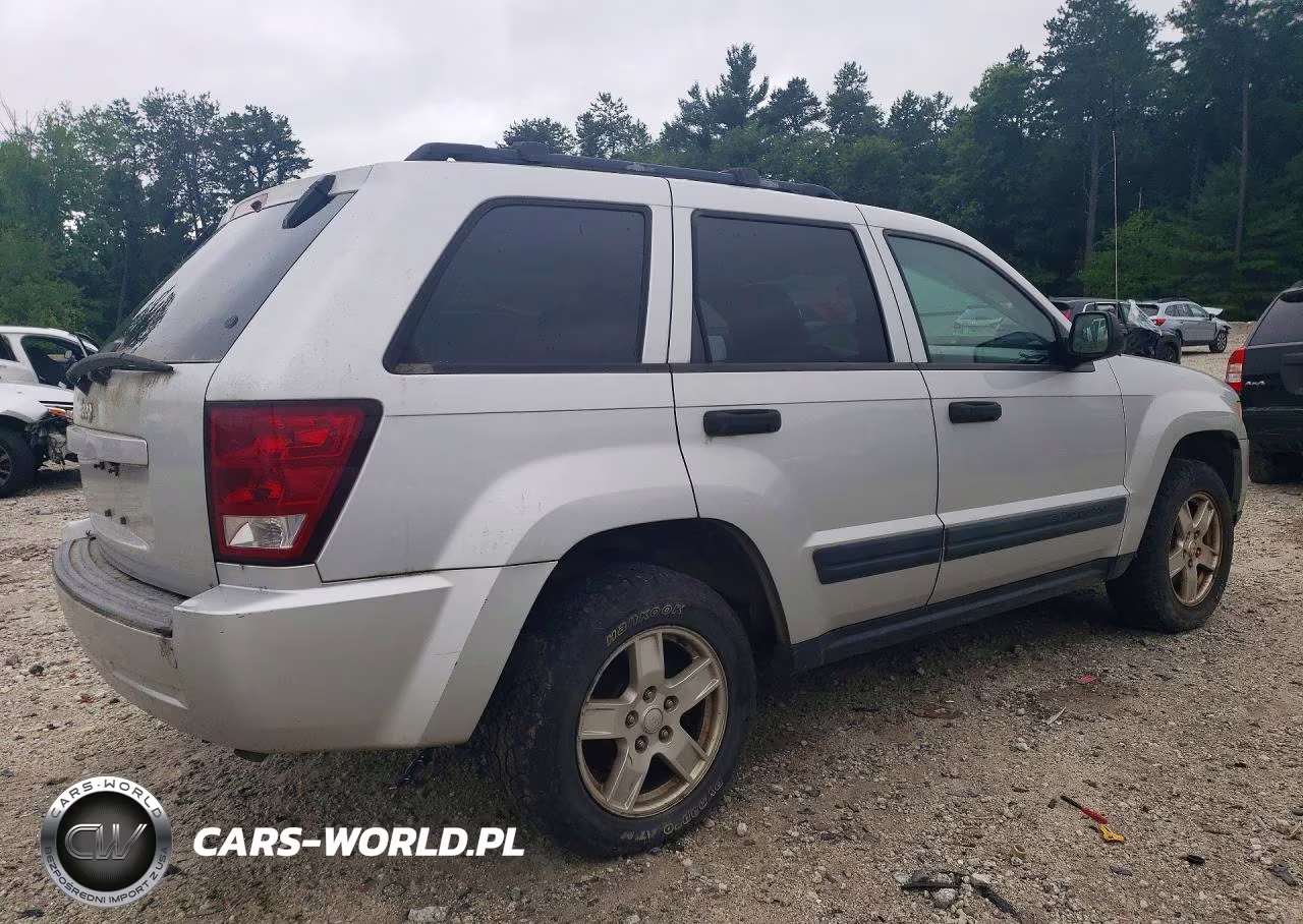 2006 Jeep Grand Cherokee Laredo VIN:1J8GR48K66C310316 - 3