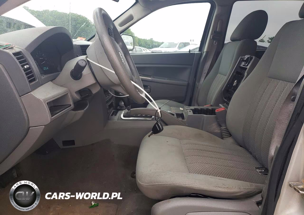 2006 Jeep Grand Cherokee Laredo VIN:1J8GR48K66C310316 - 7