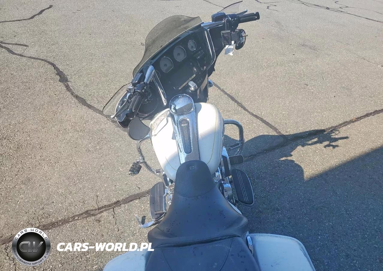 2017 Harley-Davidson Flhxs Street Glide Special VIN:1HD1KRC1XHB617931 - 6