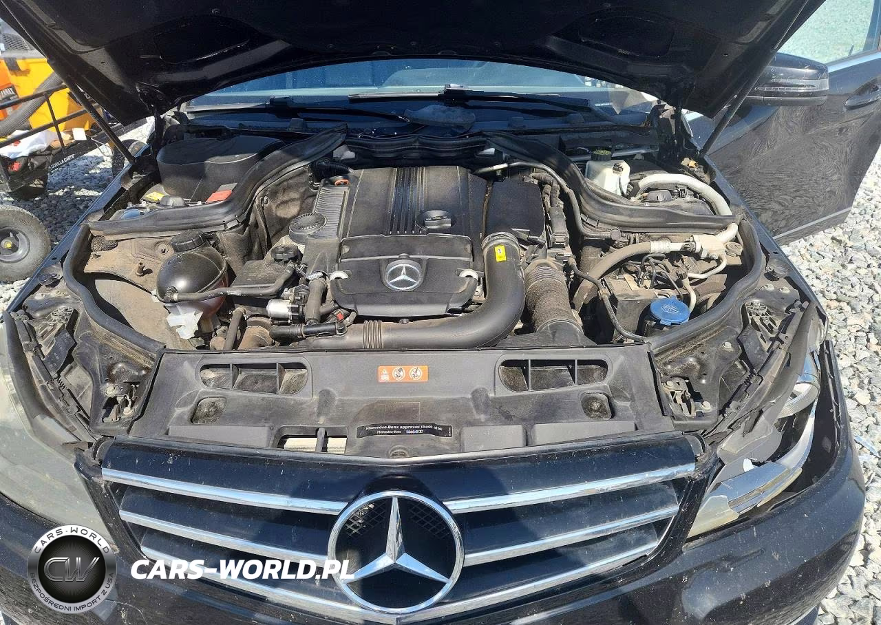 2014 Mercedes-Benz C 250 VIN:WDDGF4HB2EA937711 - 11