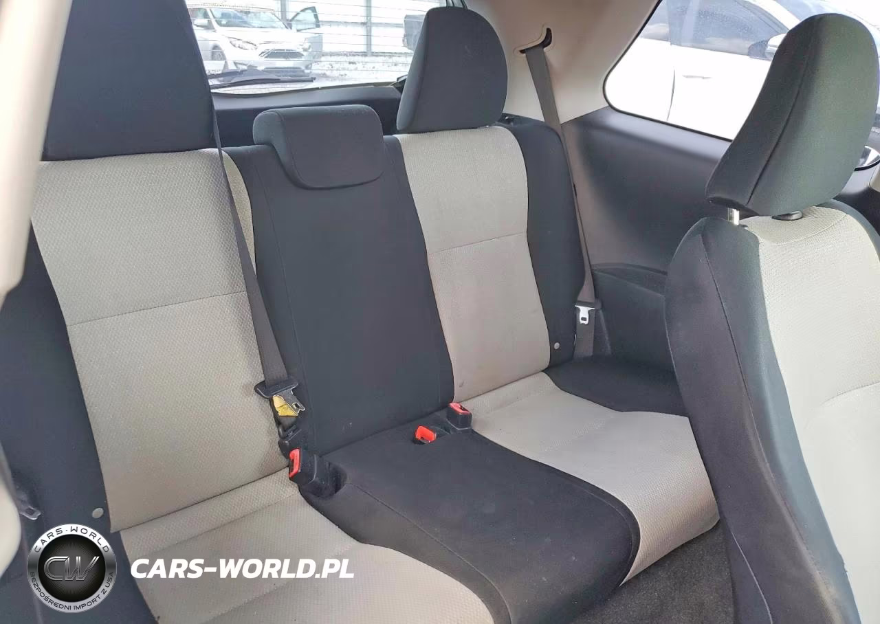 2013 Toyota Yaris 3-Door L VIN:JTDJTUD30DD556119 - 11