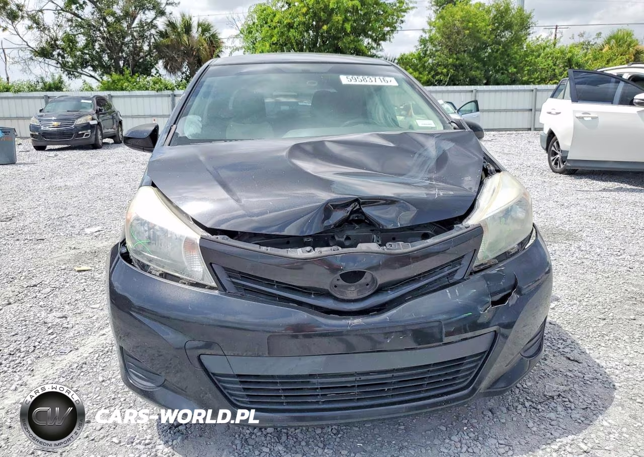 2013 Toyota Yaris 3-Door L VIN:JTDJTUD30DD556119 - 5