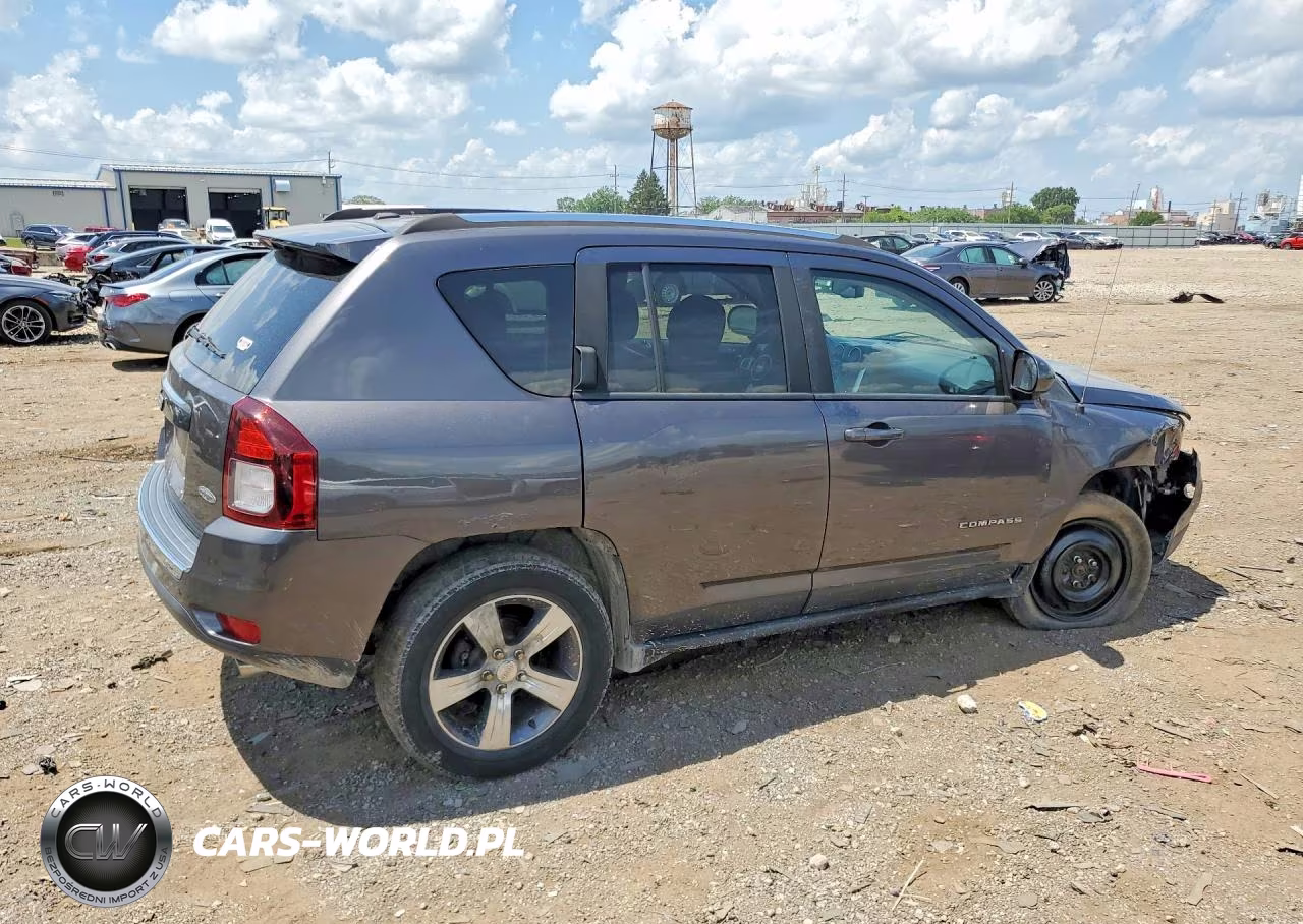 2016 Jeep Compass Latitude VIN:1C4NJDEB1GD775527 - 3