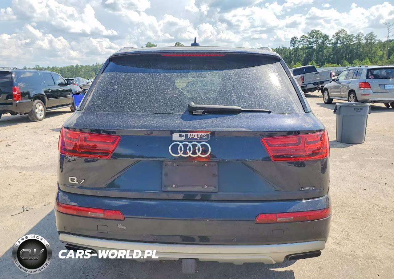 2017 Audi Q7 Premium Plus VIN:WA1LHAF70HD037550 - 6