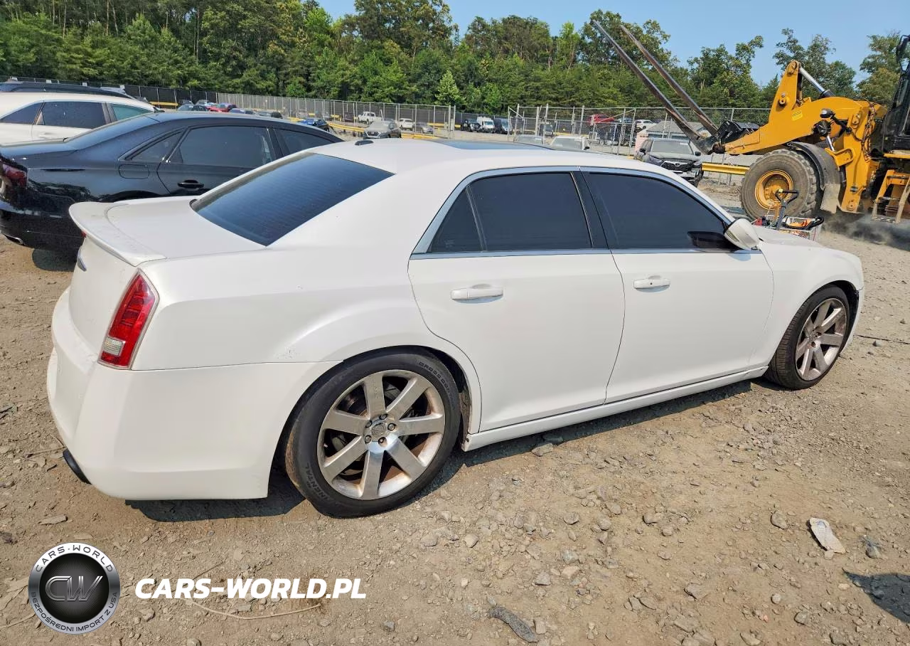 2013 Chrysler 300 Srt-8 VIN:2C3CA6CTXBH593727 - 3