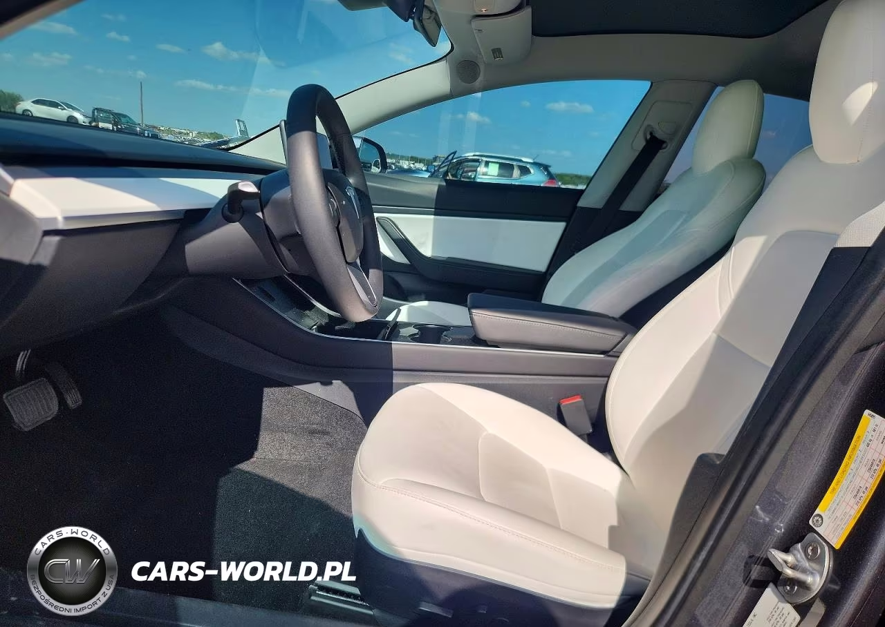 2020 Tesla Model 3 VIN:5YJ3E1EAXLF645895 - 7