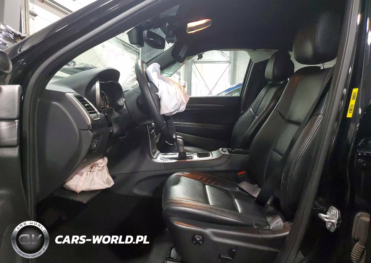 2019 Jeep Grand Cherokee Laredo VIN:1C4RJFAG2KC726911 - 7