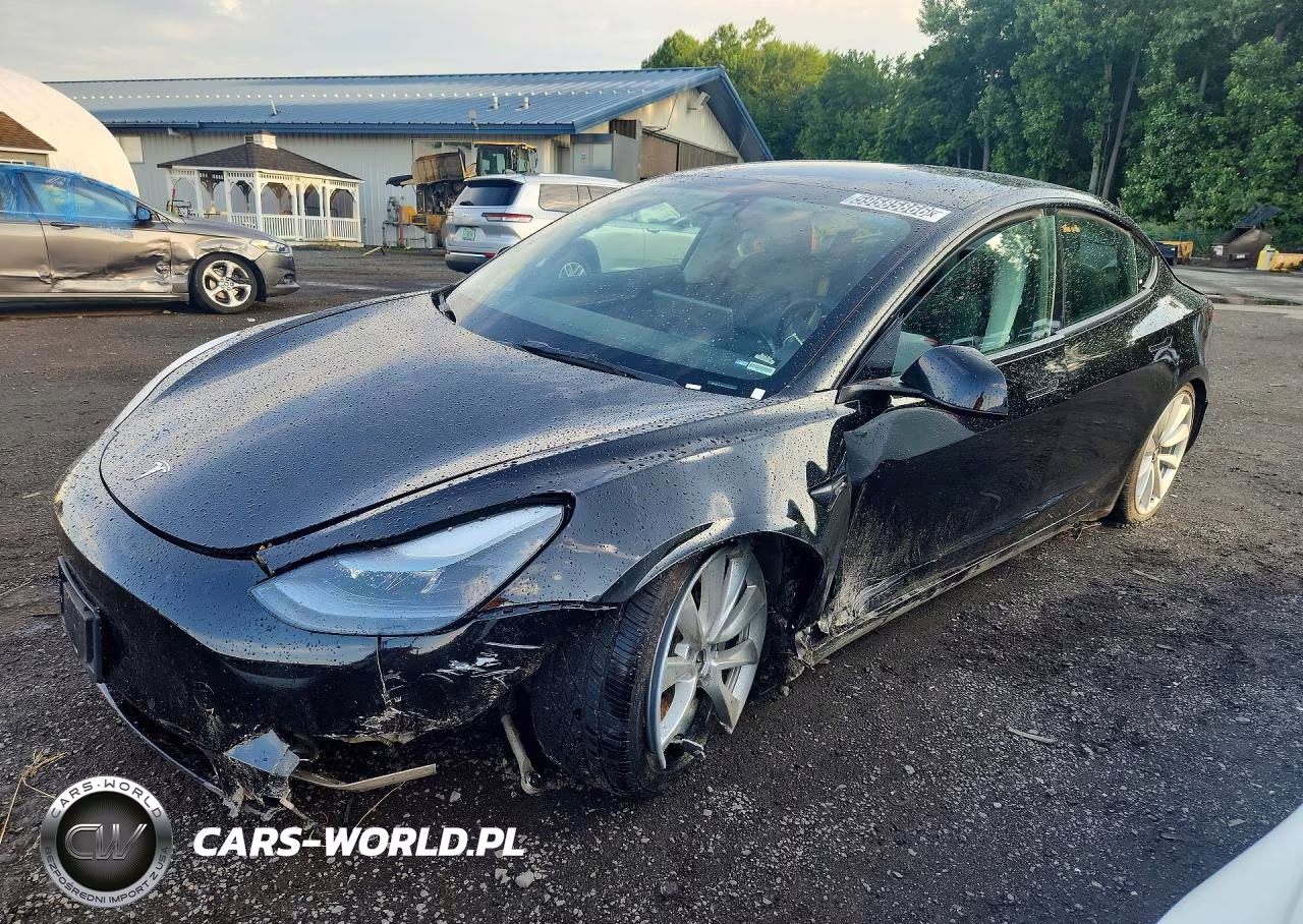 2022 Tesla Model 3 – zdjęcie 1 z 13