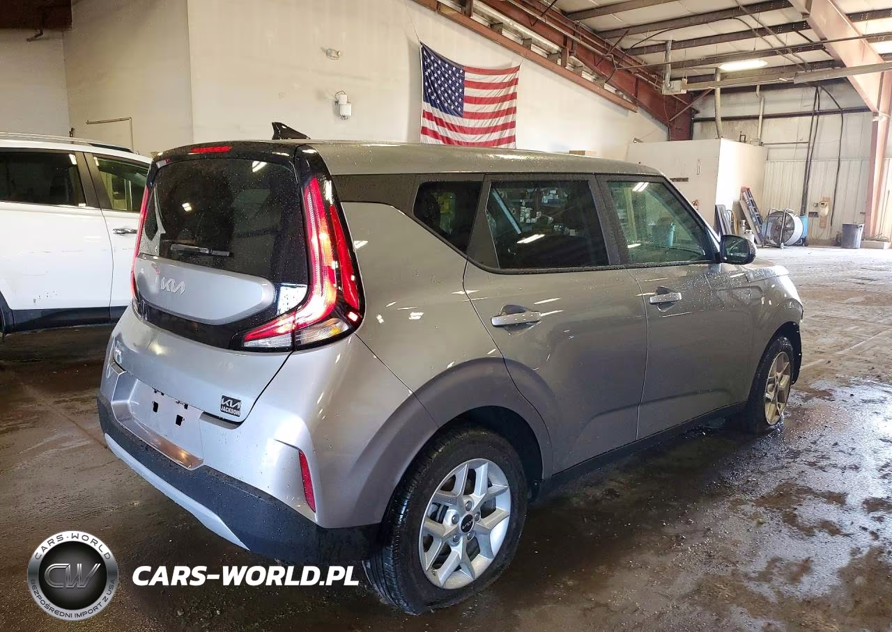 2025 Kia Soul Lx VIN:KNDJ23AU7S7966132 - 3