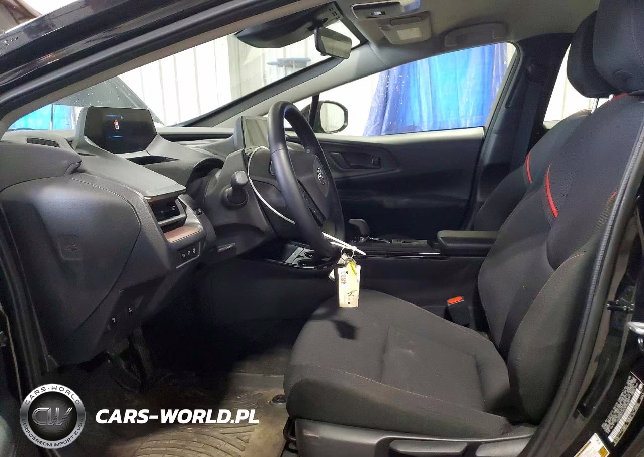2025 Toyota Prius Plug-In Hybrid Se VIN:JTDACACU9S3043351 - 7