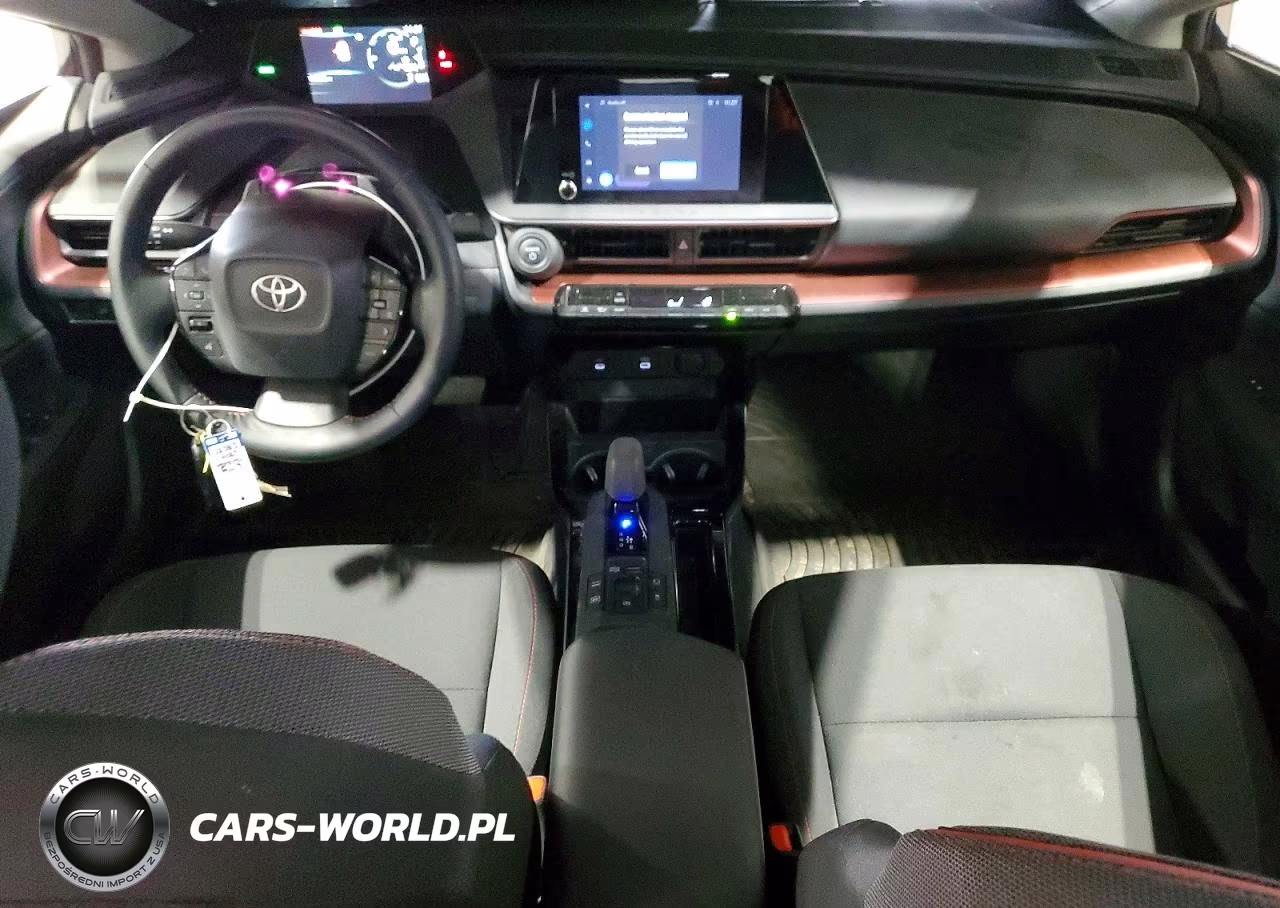 2025 Toyota Prius Plug-In Hybrid Se VIN:JTDACACU9S3043351 - 8