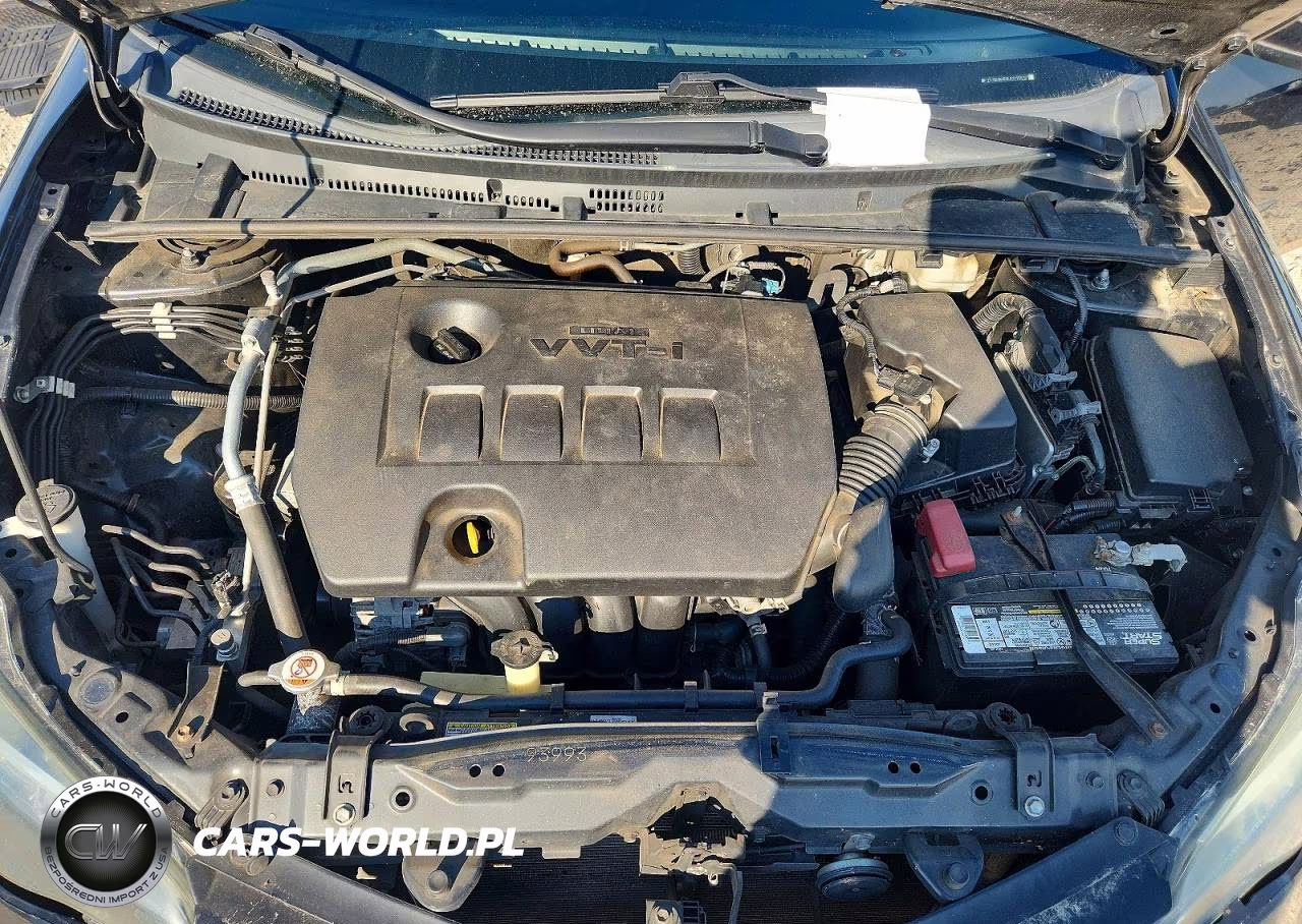 2018 Toyota Corolla Le VIN:2T1BURHE8JC015810 - 11