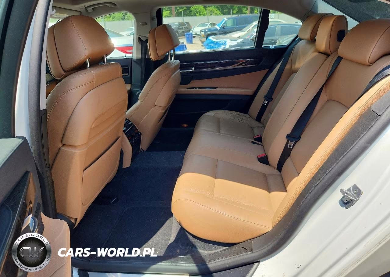 2013 BMW 740 Li VIN:WBAYE4C52DD137066 - 10