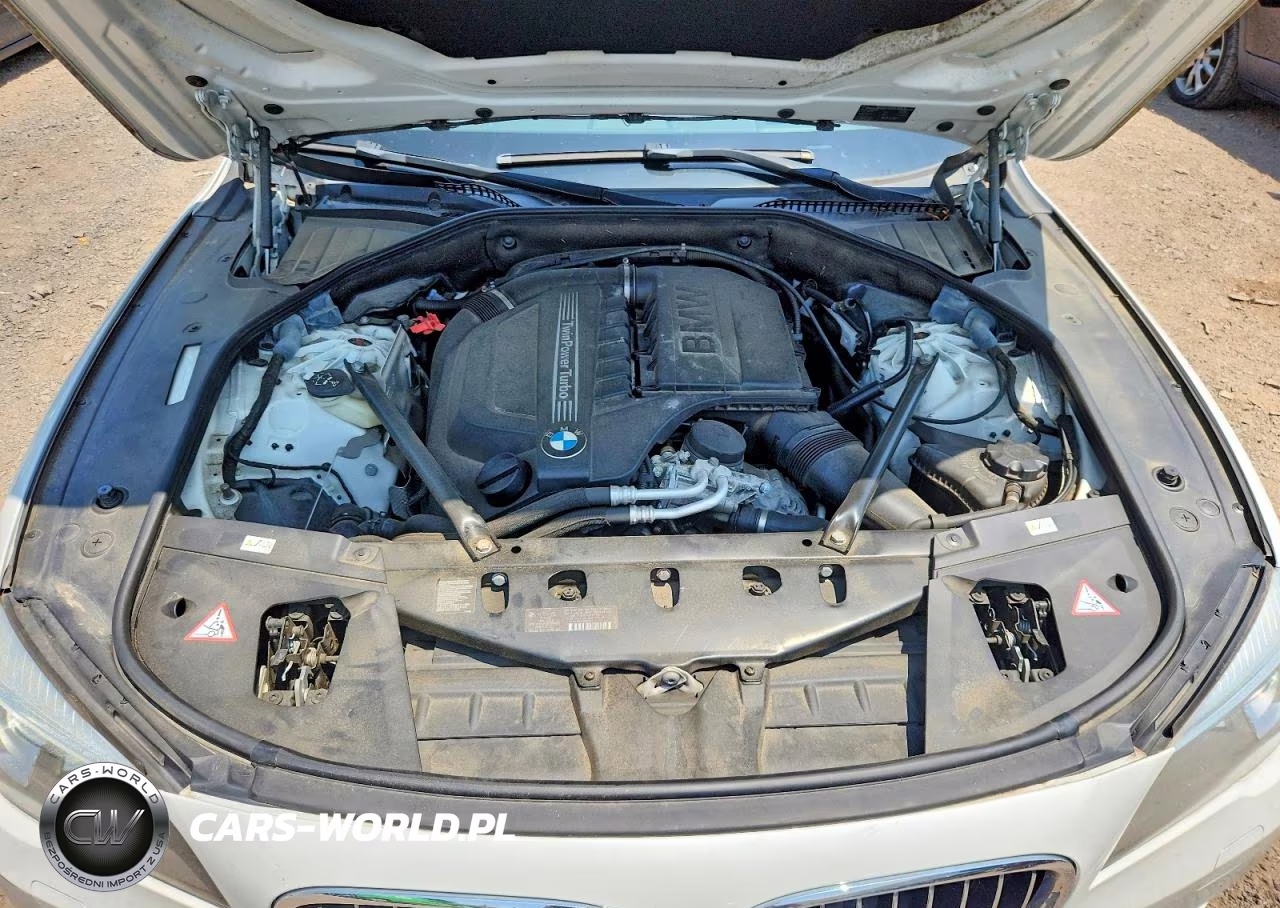 2013 BMW 740 Li VIN:WBAYE4C52DD137066 - 11