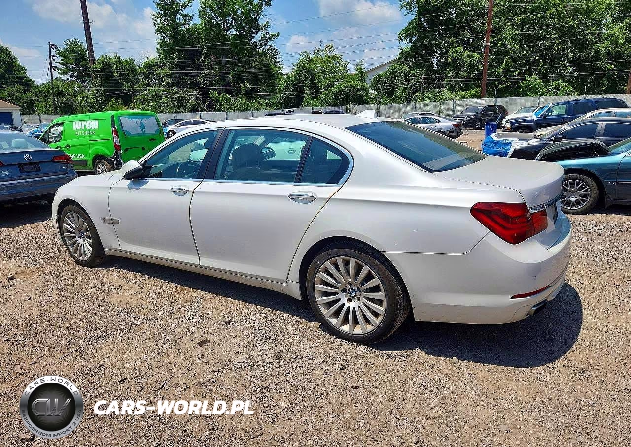 2013 BMW 740 Li VIN:WBAYE4C52DD137066 - 2