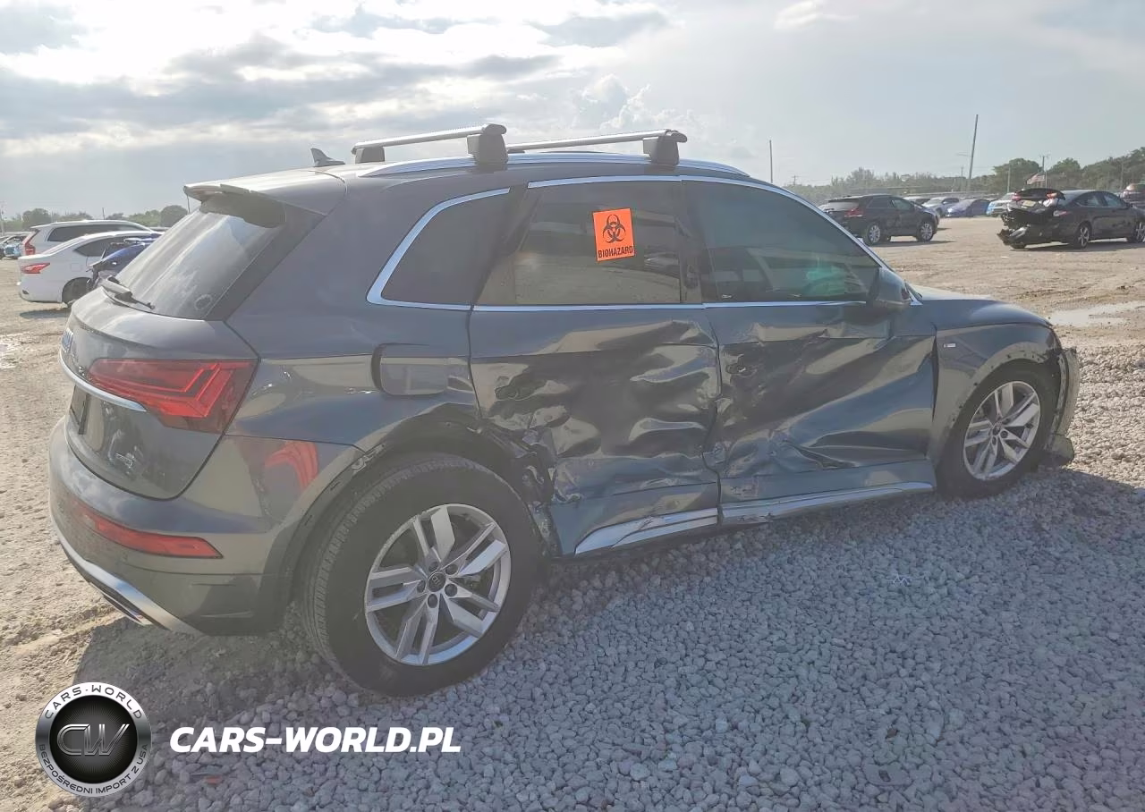 2024 Audi Q5 Premium 45 VIN:WA1GAAFY2R2066057 - 3