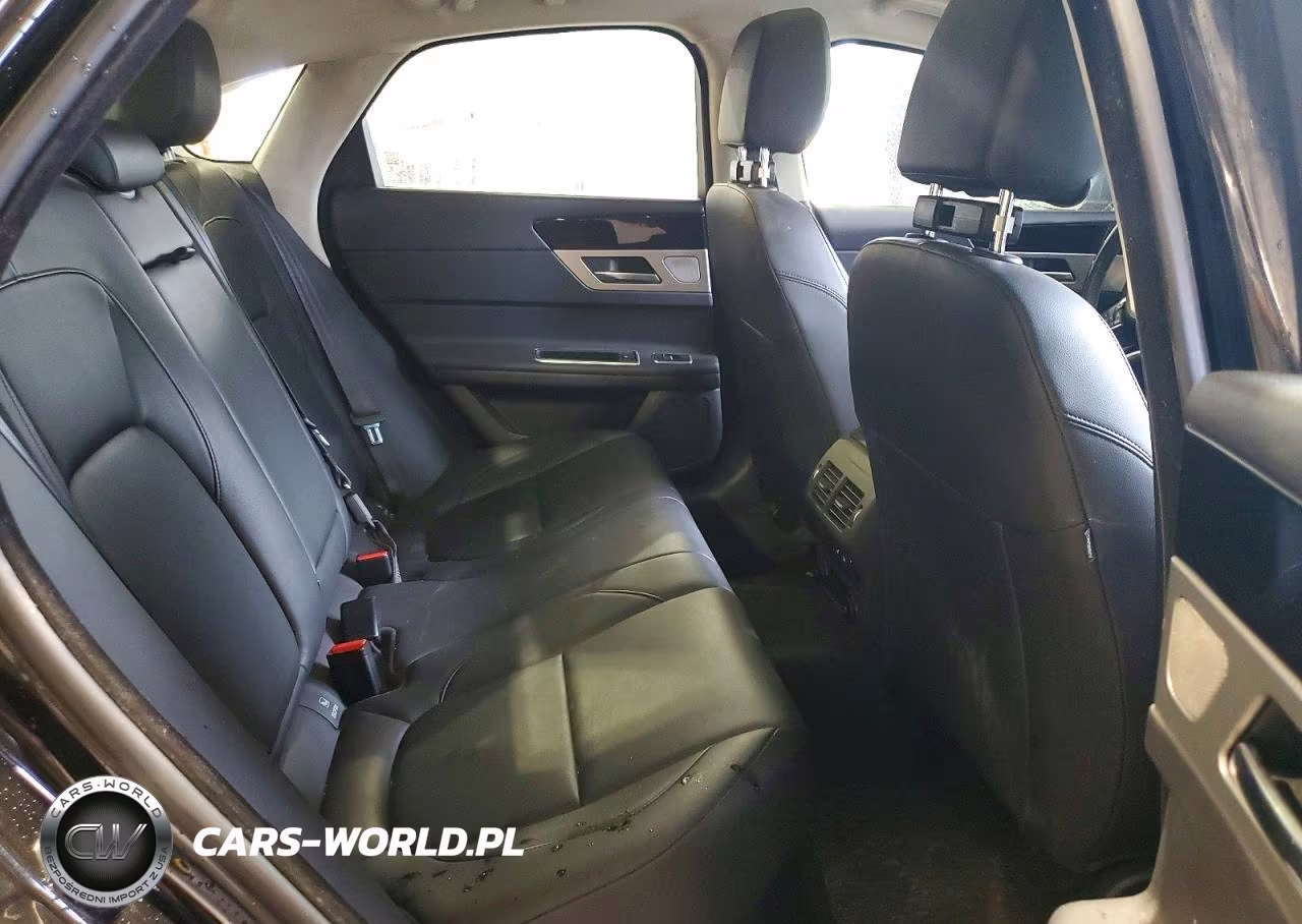 2020 Jaguar Xf Premium VIN:SAJBJ4FX7LCY84346 - 10