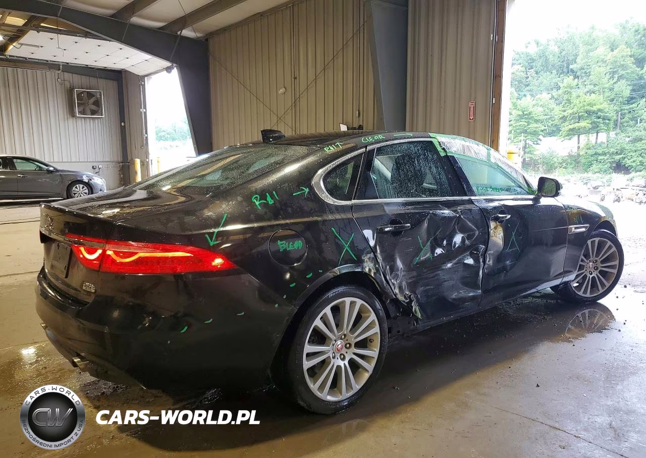 2020 Jaguar Xf Premium VIN:SAJBJ4FX7LCY84346 - 3