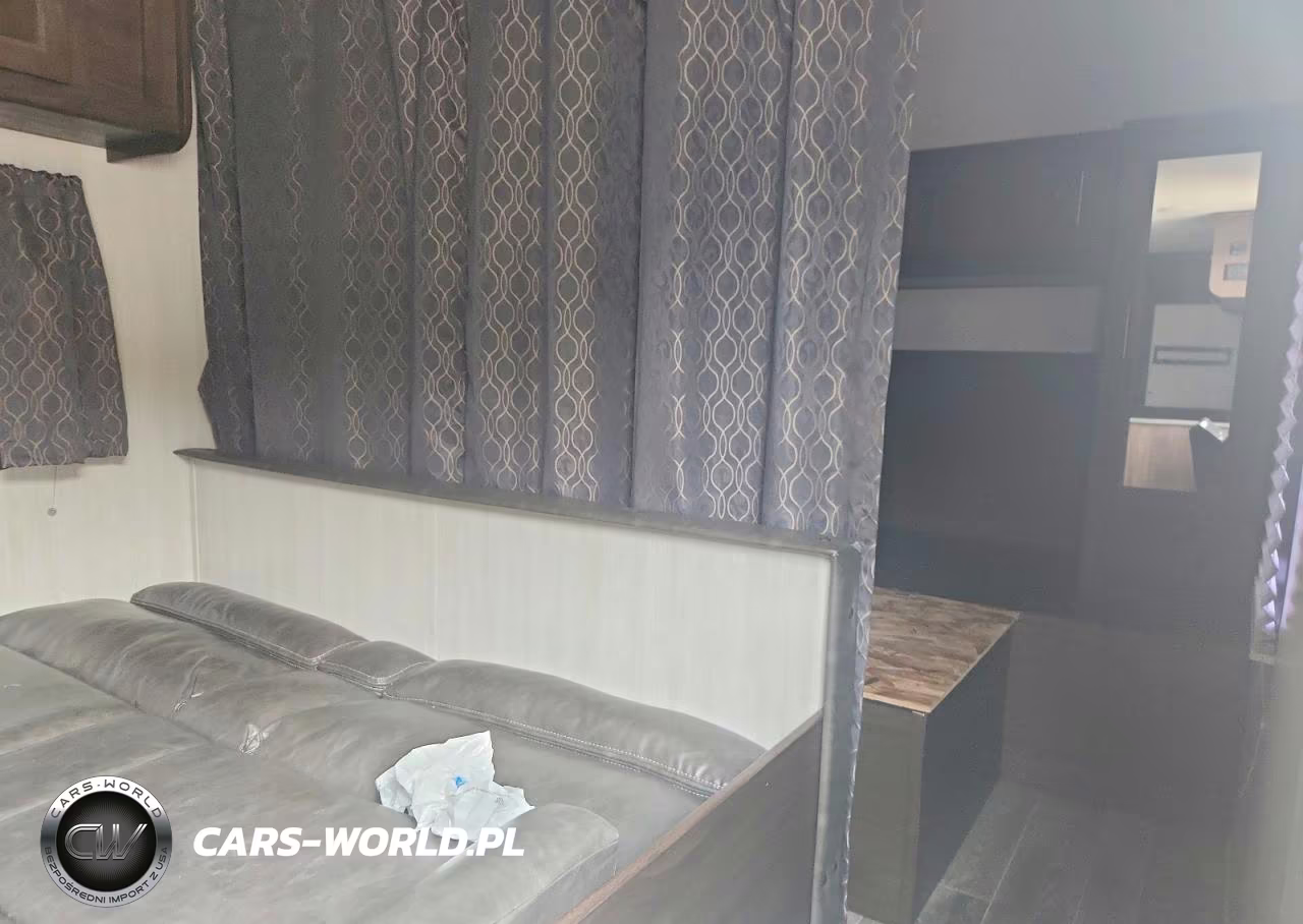 2019 Forest River Grey Wolf Camper VIN:4X4TCKB29KK058320 - 9