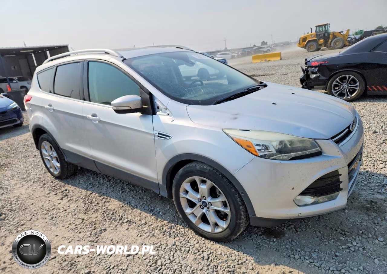 2015 Ford Escape Titanium VIN:1FMCU9J96FUB62098 - 4