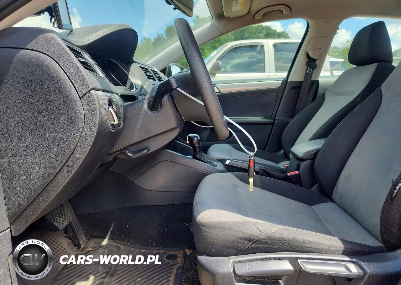 2018 Volkswagen Jetta S VIN:3VW2B7AJ9JM229081 - 7