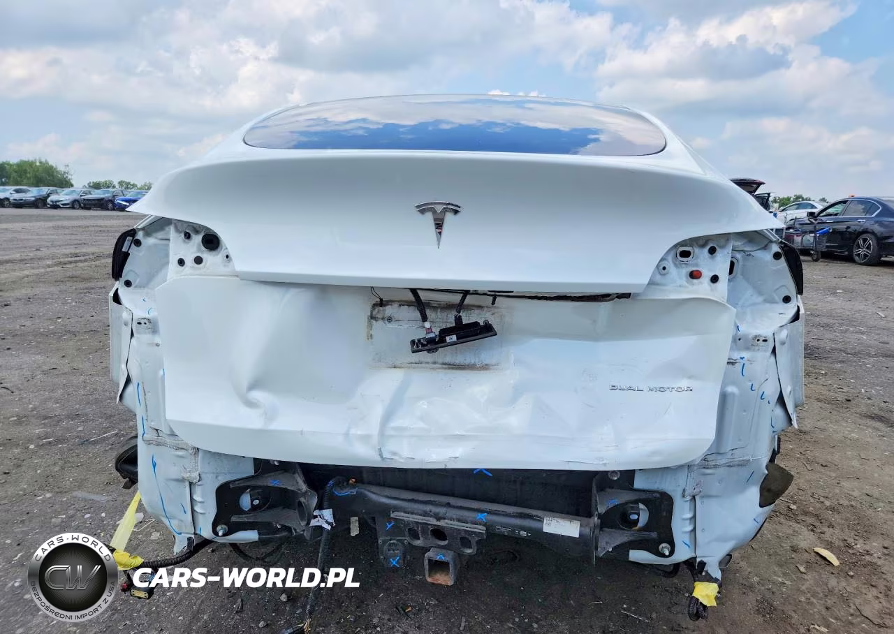 2020 Tesla Model Y VIN:5YJYGDEEXLF036245 - 6