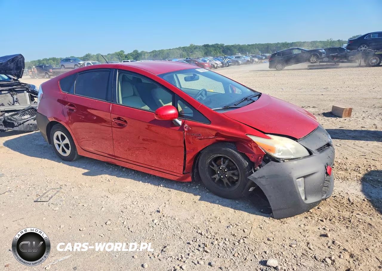 2014 Toyota Prius Two VIN:JTDKN3DU0E1743638 - 4
