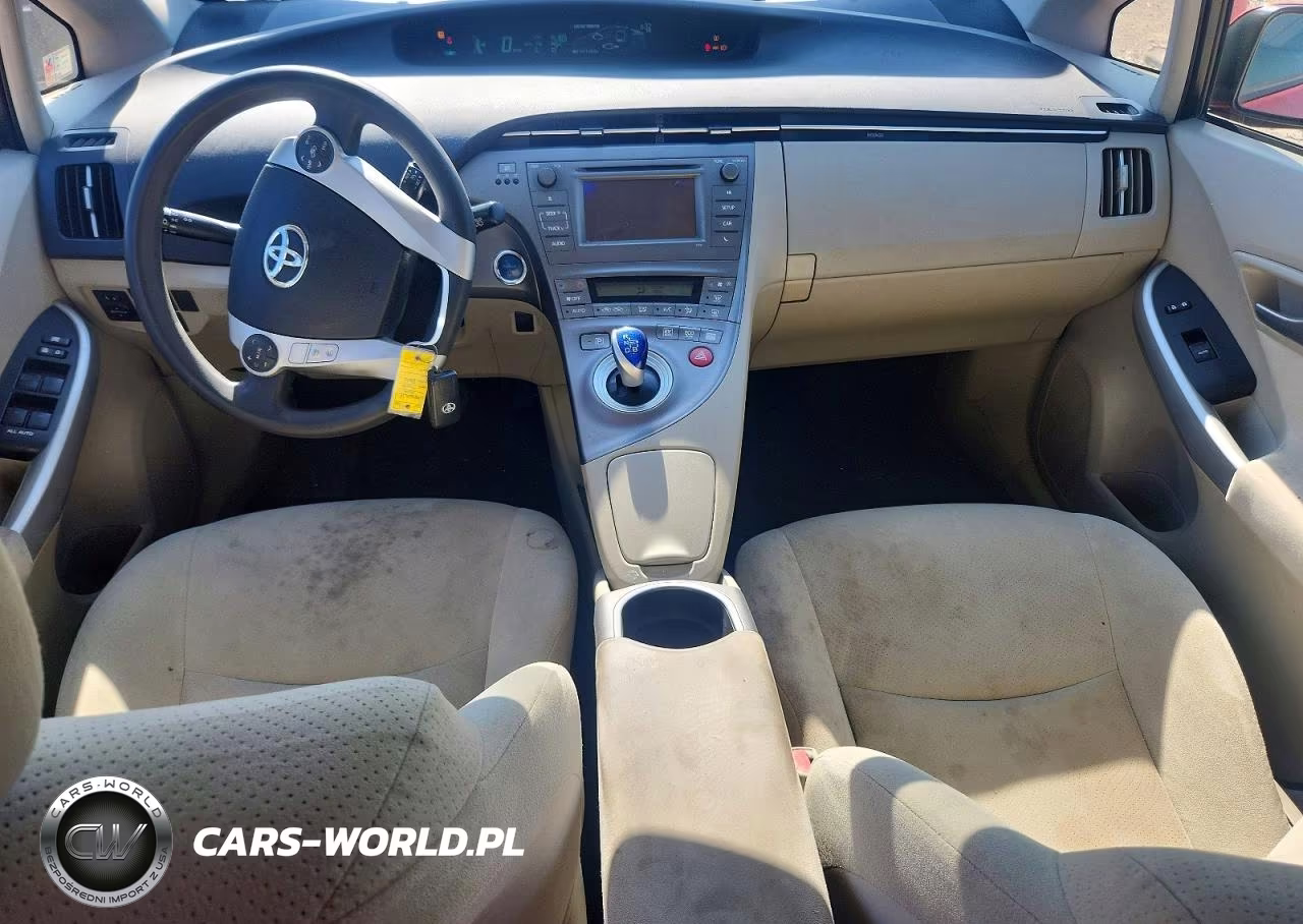 2014 Toyota Prius Two VIN:JTDKN3DU0E1743638 - 8