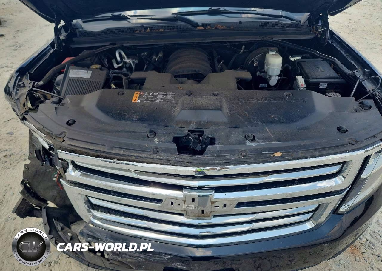 2019 Chevrolet Tahoe C1500 Ls VIN:1GNSCAKC7KR135737 - 12