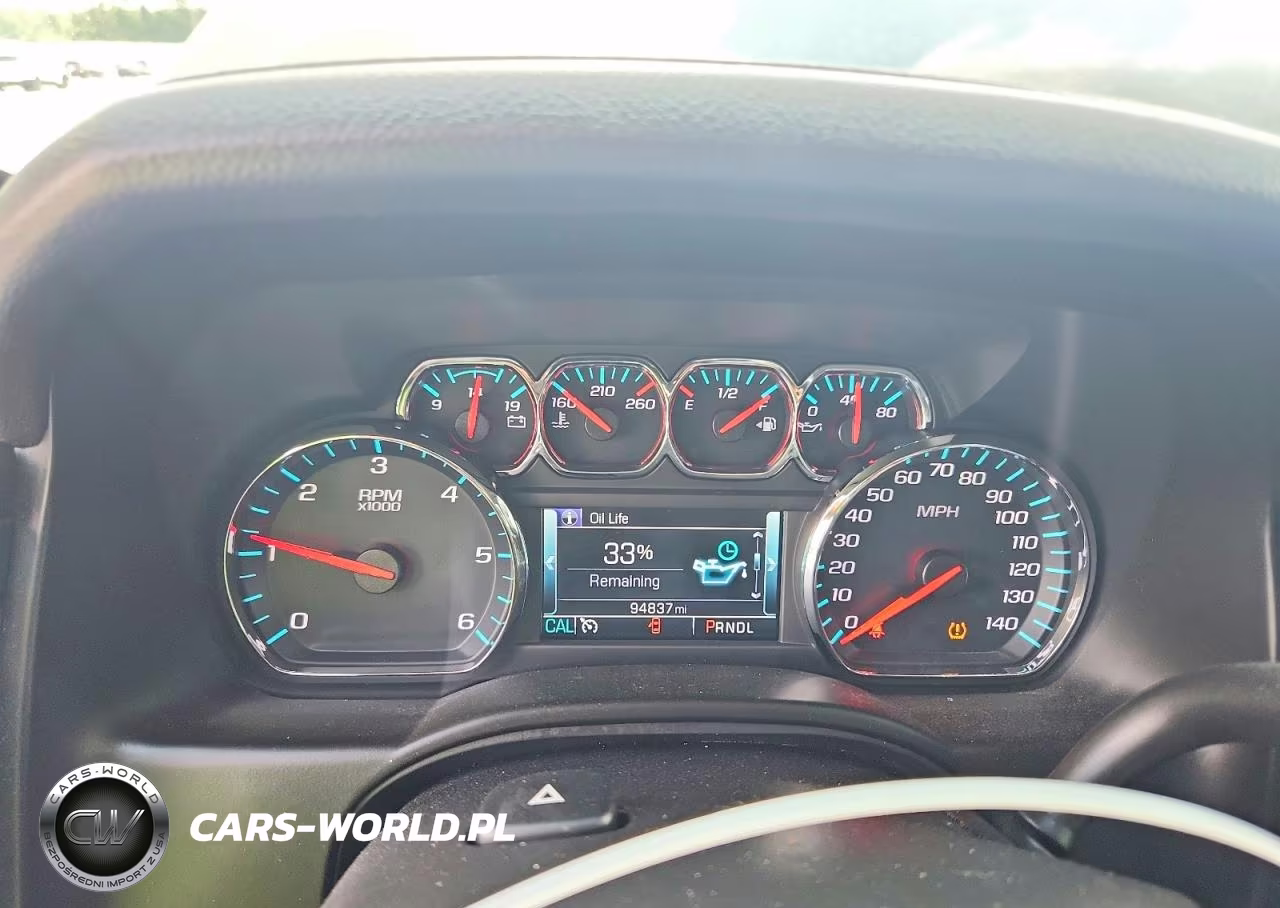 2019 Chevrolet Tahoe C1500 Ls VIN:1GNSCAKC7KR135737 - 9