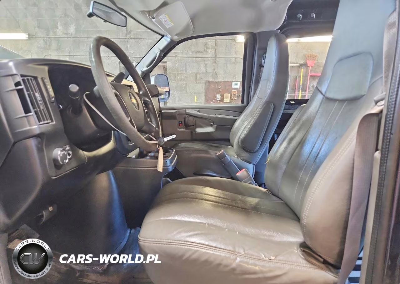 2011 Chevrolet Express G3500 VIN:1GCZGTCA7B1118942 - 7