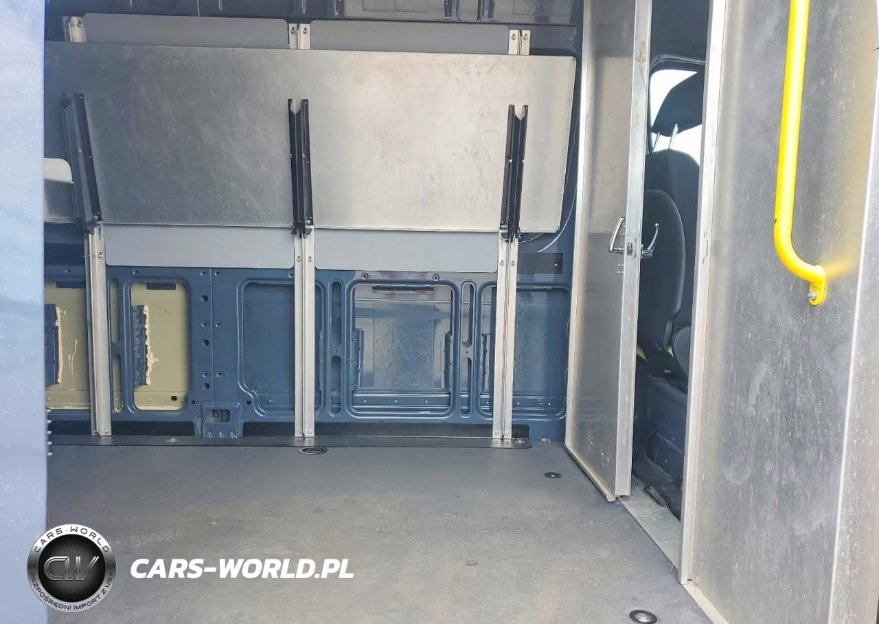 2019 Mercedes-Benz Sprinter 2500-3500 VIN:WD4PF1CD4KP148427 - 11