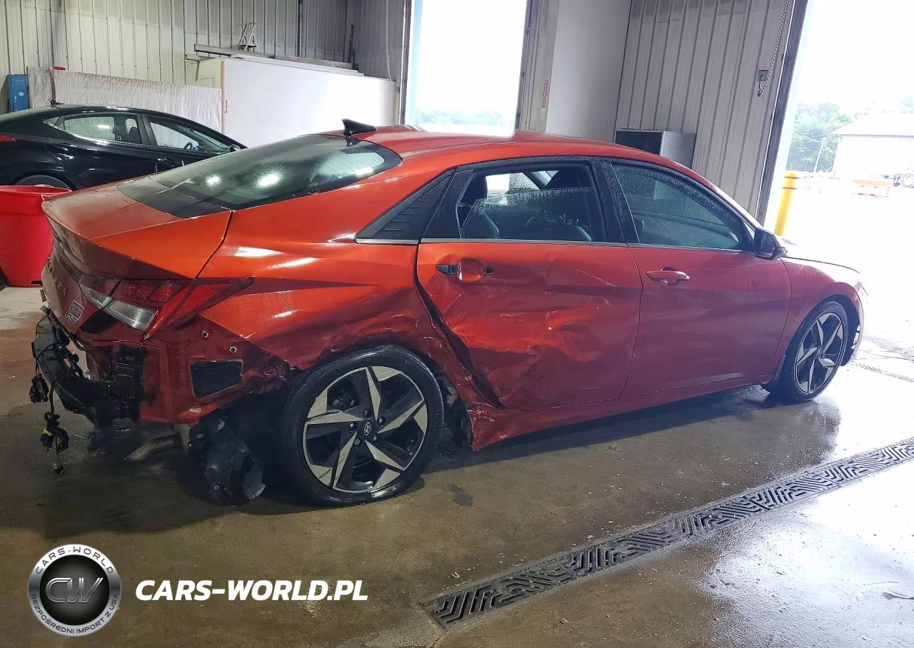2022 Hyundai Elantra Limited VIN:KMHLP4AG0NU333418 - 3