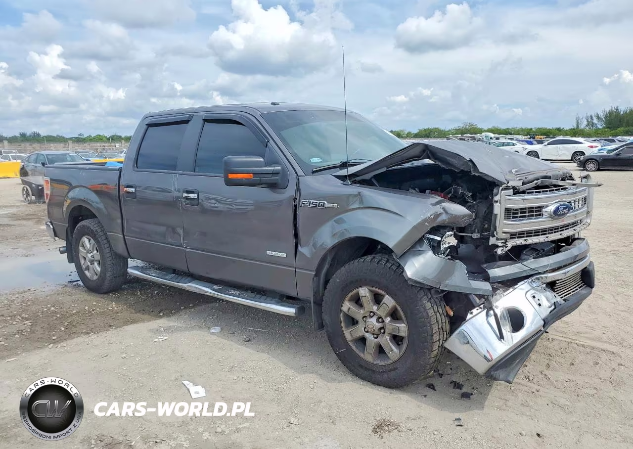 2013 Ford F150 Supercrew VIN:1FTFW1CTXDKD03897 - 4