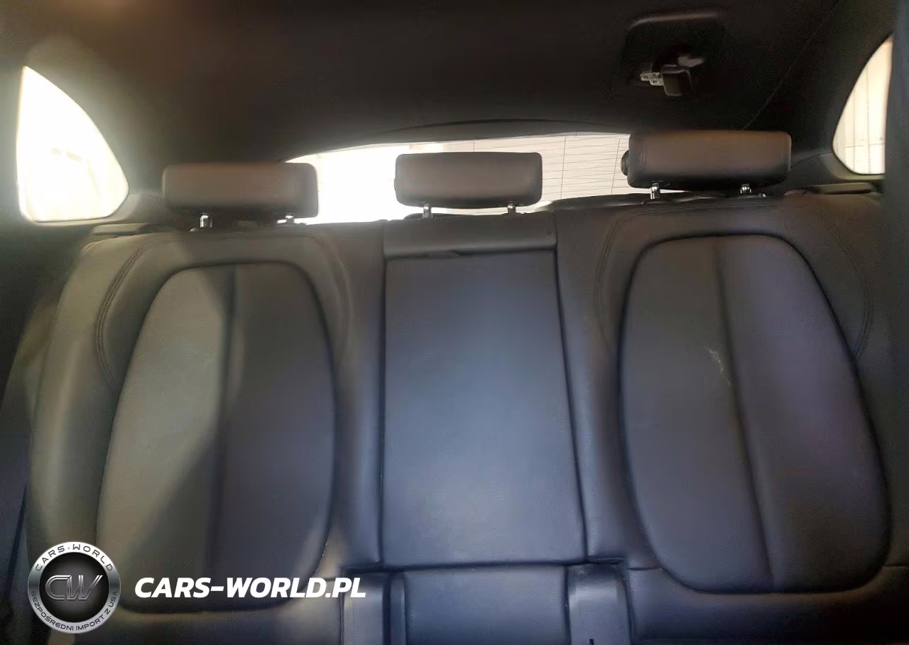 2018 BMW X1 xDrive28I VIN:WBXHT3C38J5K23024 - 10