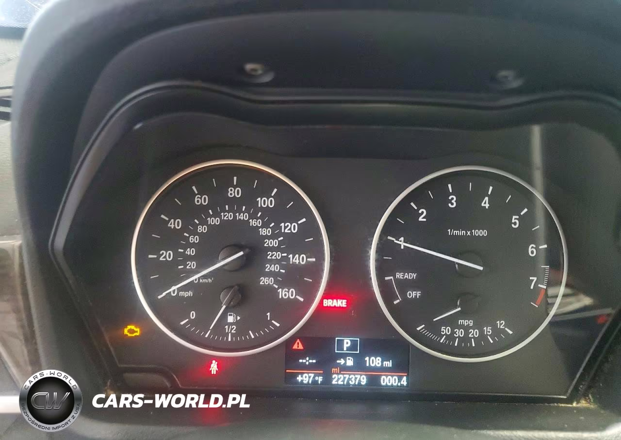 2018 BMW X1 xDrive28I VIN:WBXHT3C38J5K23024 - 9