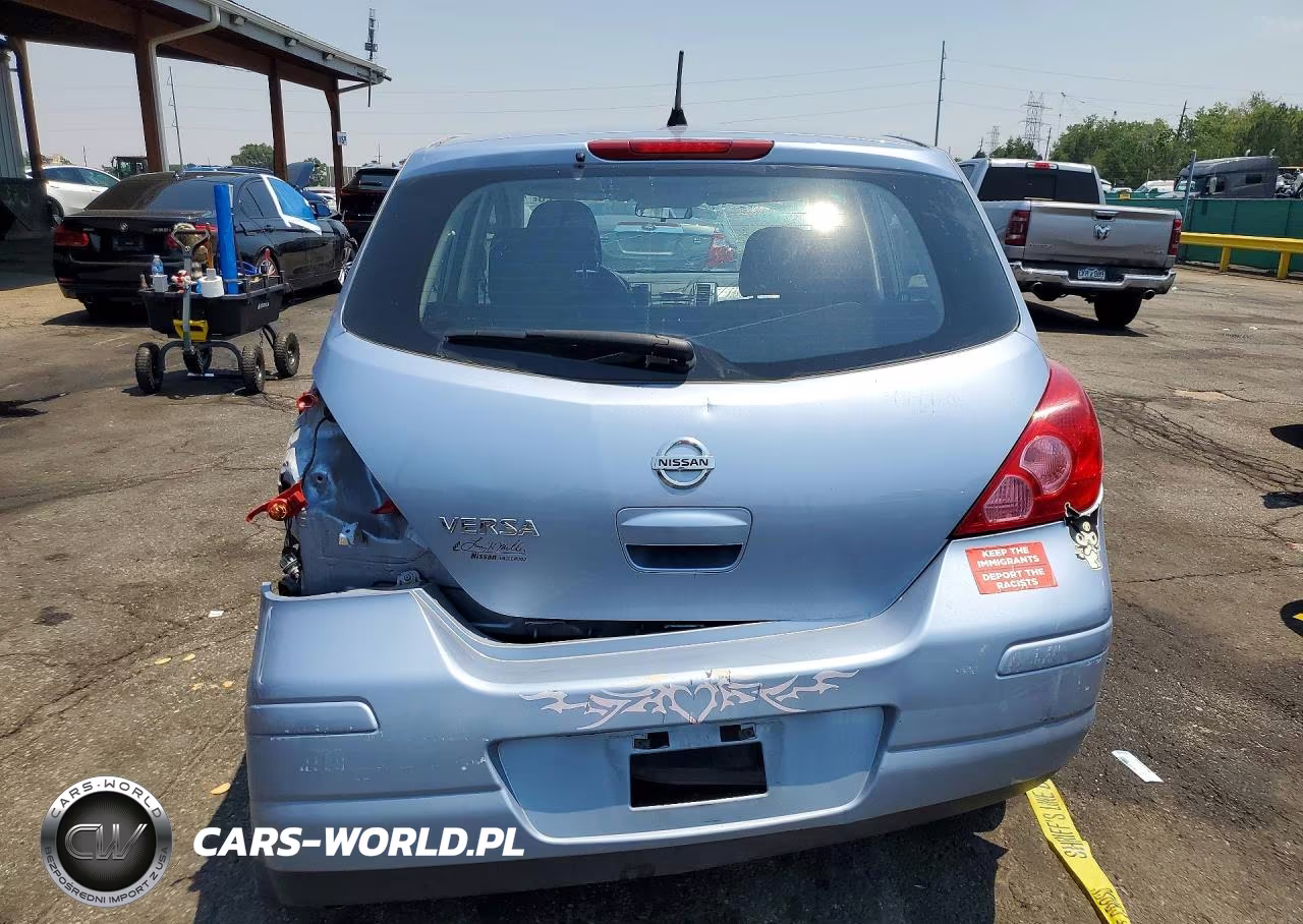 2011 Nissan Versa 1.8 S VIN:3N1BC1CP1BL403721 - 6