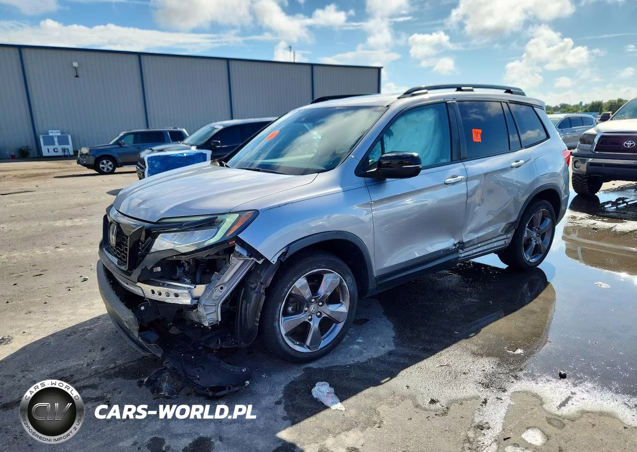 2021 Honda Passport Touring – zdjęcie 1 z 13