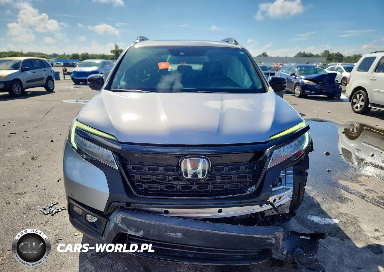 2021 Honda Passport Touring VIN:5FNYF7H9XMB011950 - 5
